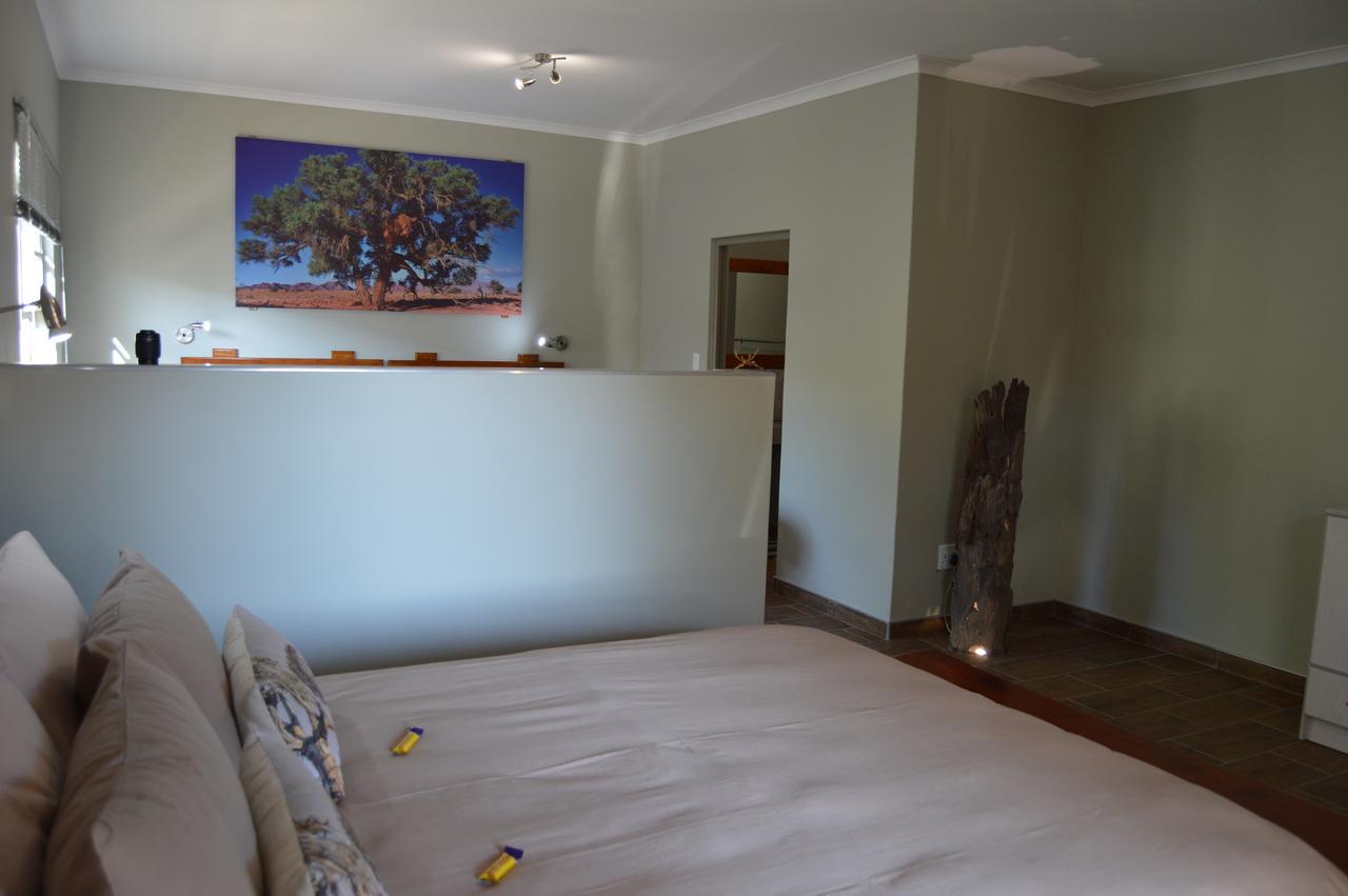 Kamaku Guesthouse Cc Otjiwarongo Ngoại thất bức ảnh